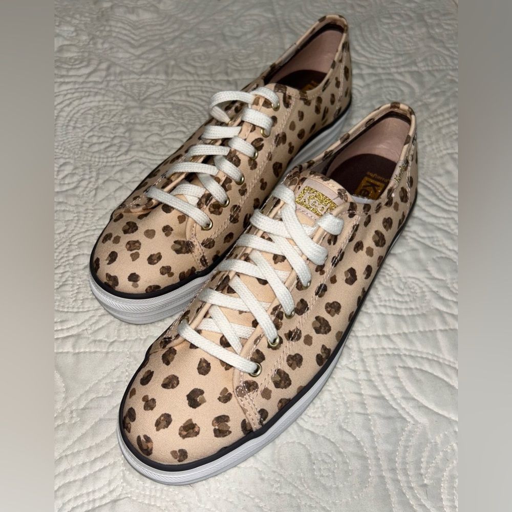 NWOT Ked’s Leopard print Woman’s sneakers Size: US 8